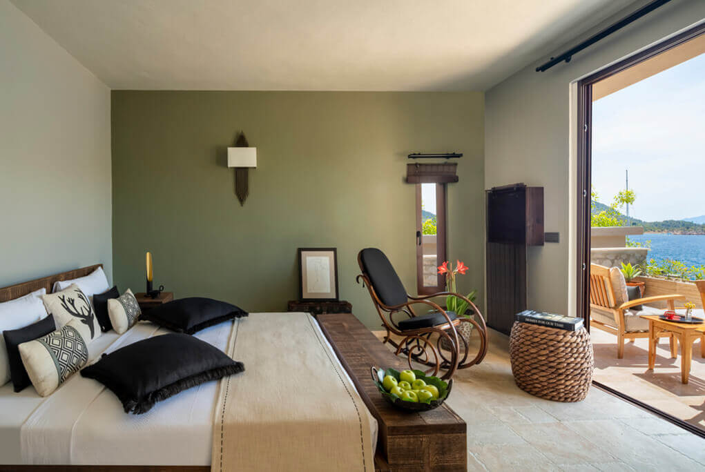 Superior Suites
